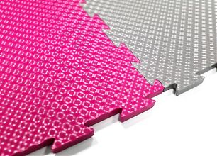 Универсальное напольное покрытие SENSOR Avers (черный, 7мм)