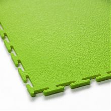 Тактильная лента угловая в алюминиевом профиле противоскользящая с флуоресцентной лентой (клеевая основа)